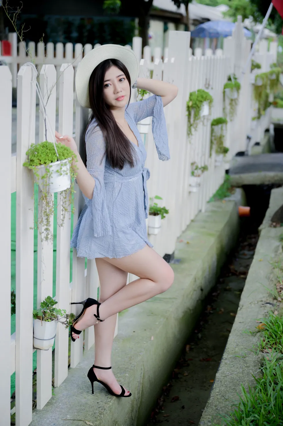 [Mzsock] NO.211 Lele dress with cool legs and high legs street photography#[71P]-10